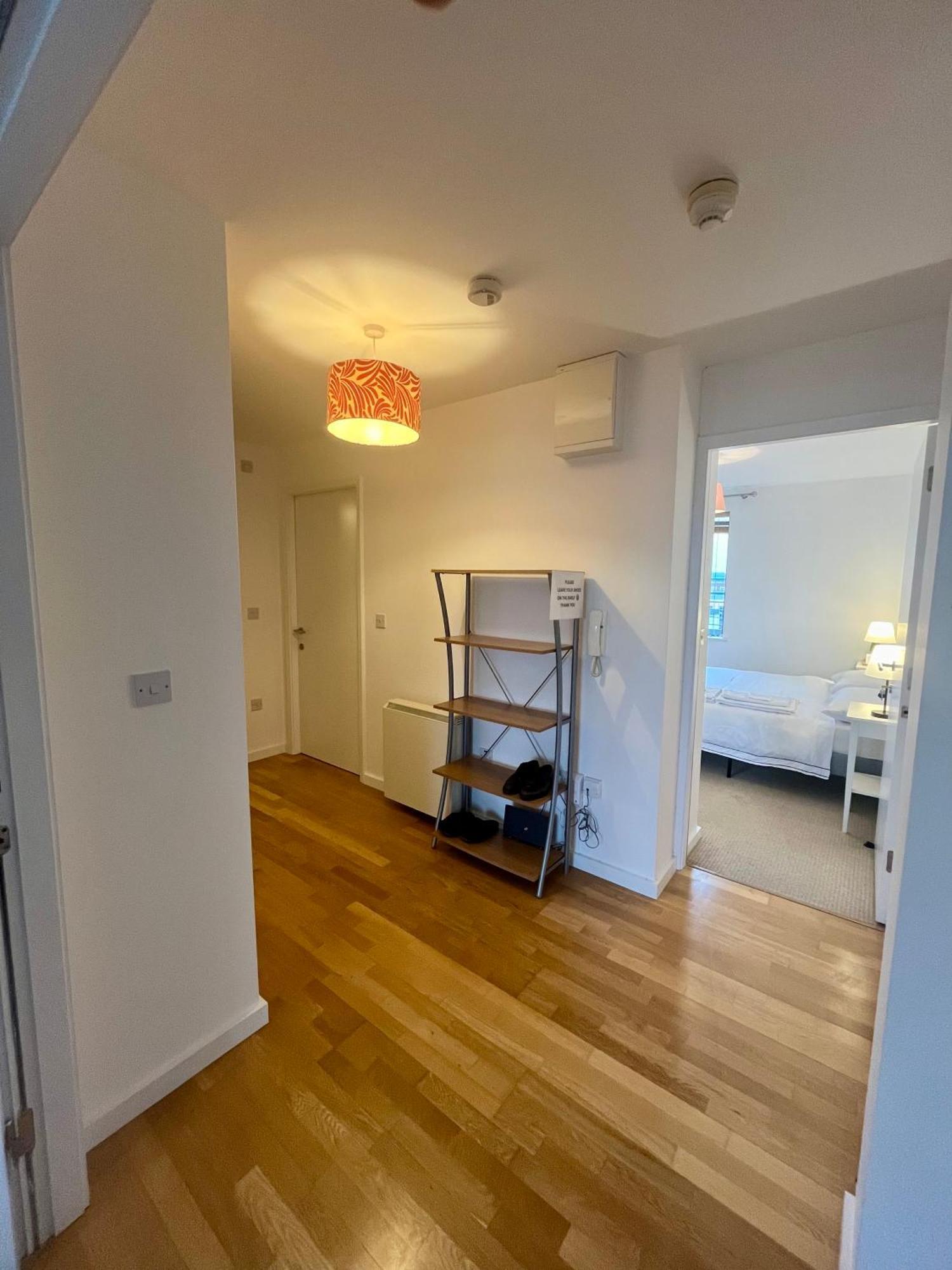The Room King Size Bed And Private Bathroom Dublin Exteriér fotografie